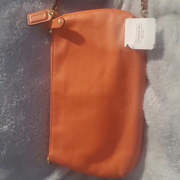 Coach Wristlet - Picture 6 of 7